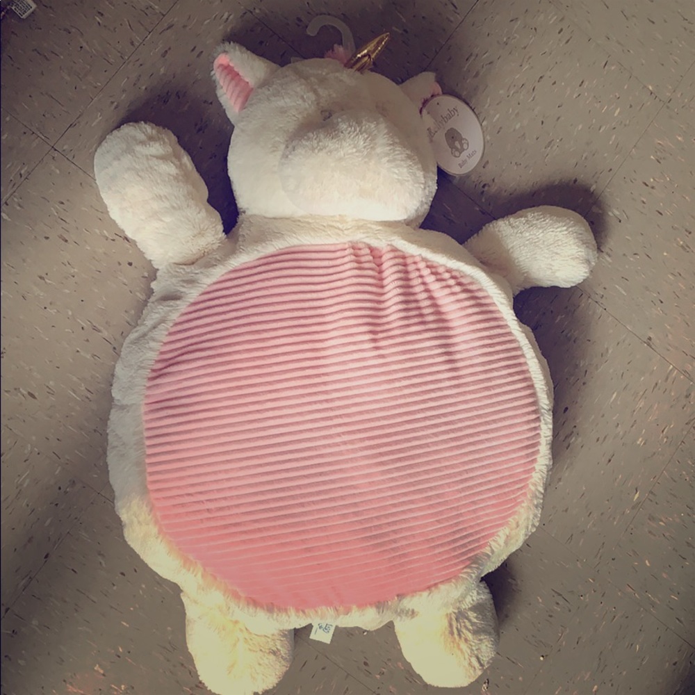 A Unicorn Baby Mat ( for a girl) .